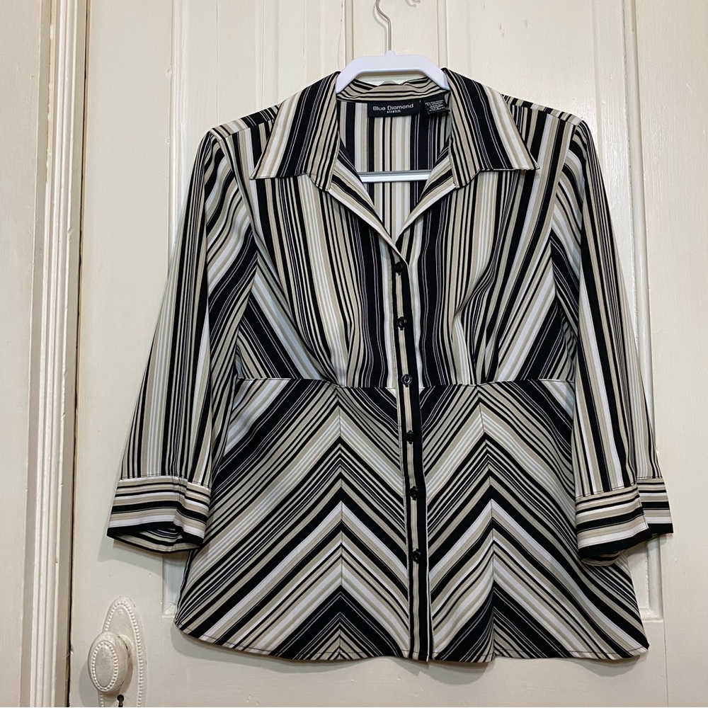 BLUE DIAMOND | Blue Diamond Stretch Striped Button Up Blouse